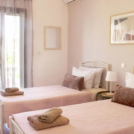Ayerina Ground Floor Apartmán