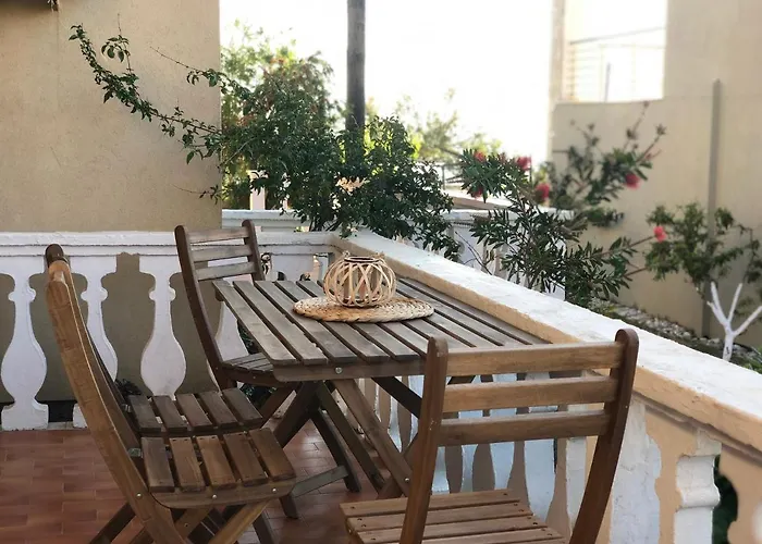 Apartman Ayerina Ground Floor Arílasz