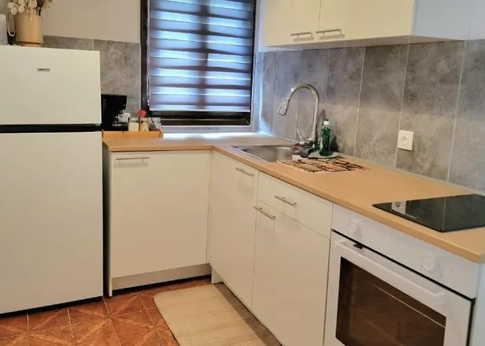 Ayerina Ground Floor * Ариллас